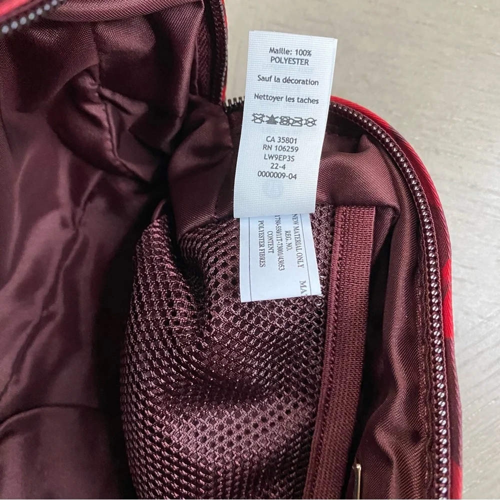 SOLD! Lululemon Athletica New Year Feeling Ready Mini Zip Pouch Red Camouflage - Picture 12 of 16